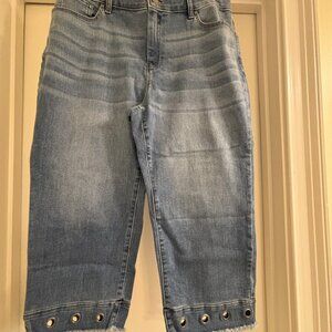 Chico's Perfect Stretch Girlfriend Slim Denim Capri, Sz 2.5 (14). NWT.